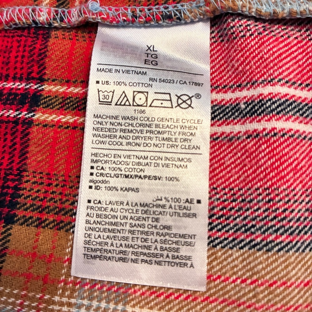 Old Navy Women's The Boyfriend Shirt Flannel Button-Down Red/ White Plaid XL - Picture 7 of 7